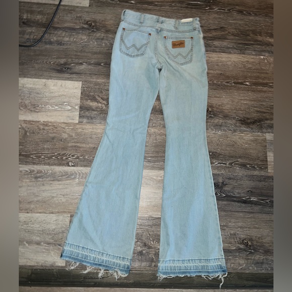 Wrangler Light Blue Flare Jeans - Picture 2 of 4
